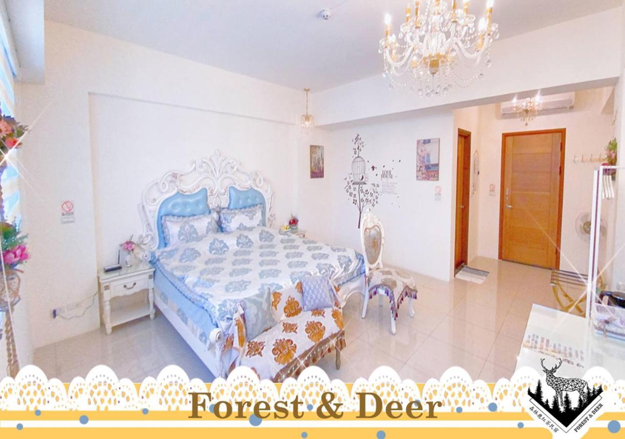 Forest Deer Black Tea Homestay Tainan Buitenkant foto