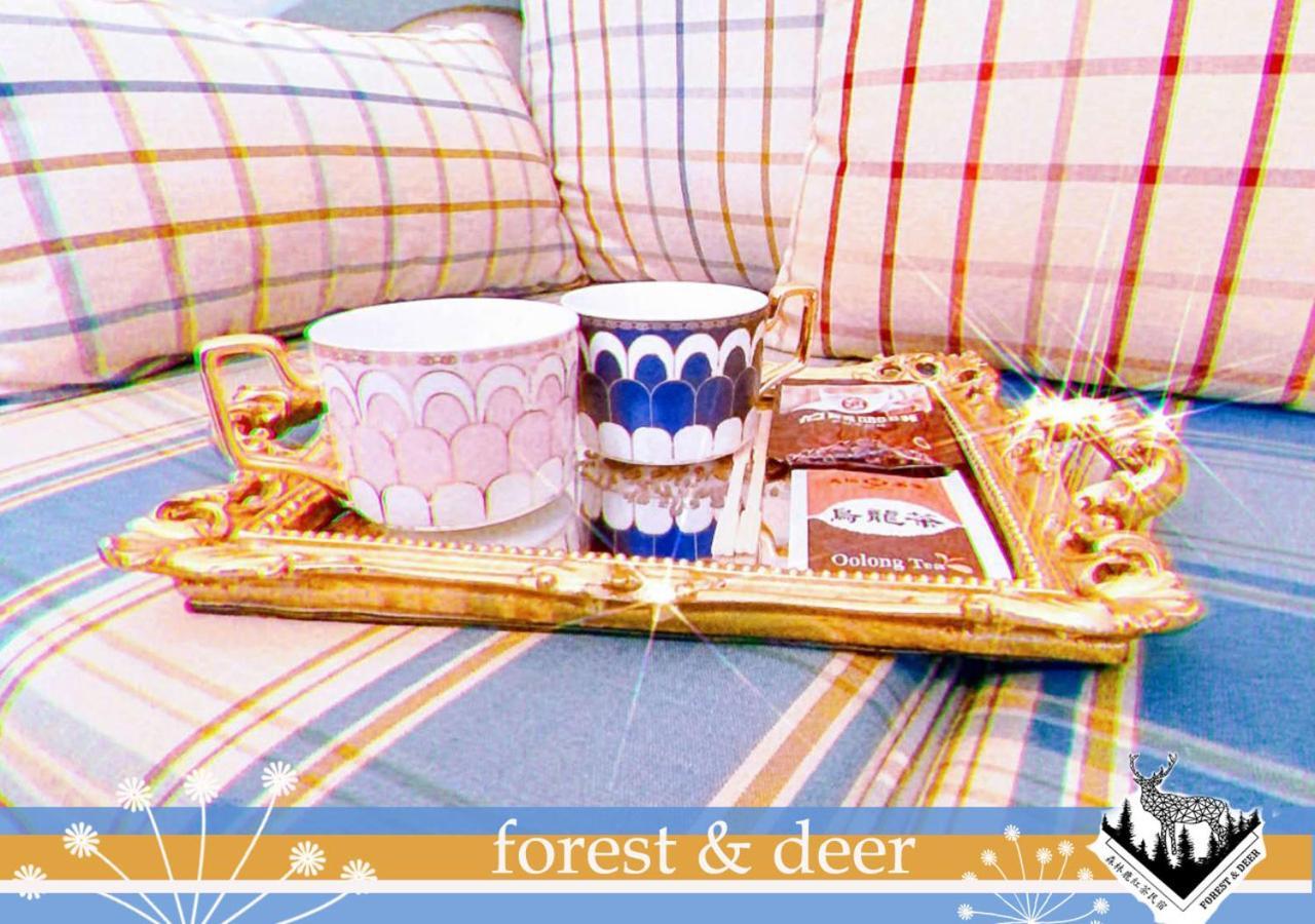 Forest Deer Black Tea Homestay Tainan Buitenkant foto
